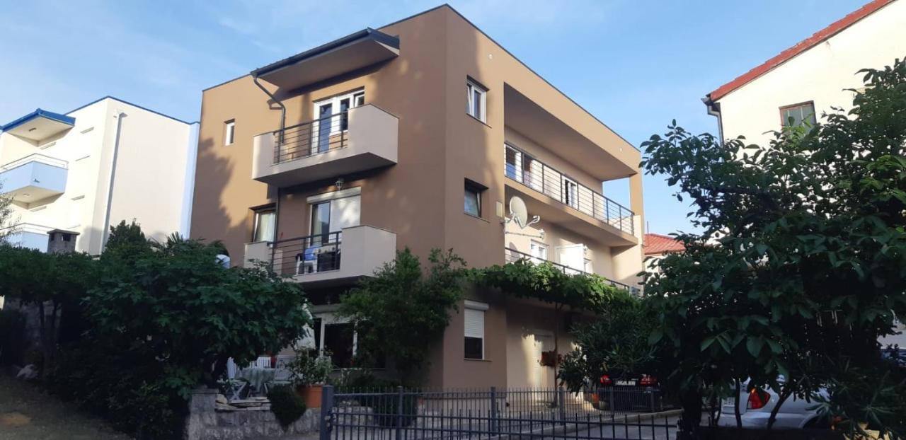 Apartmani Mille Starigrad Paklenica Dış mekan fotoğraf