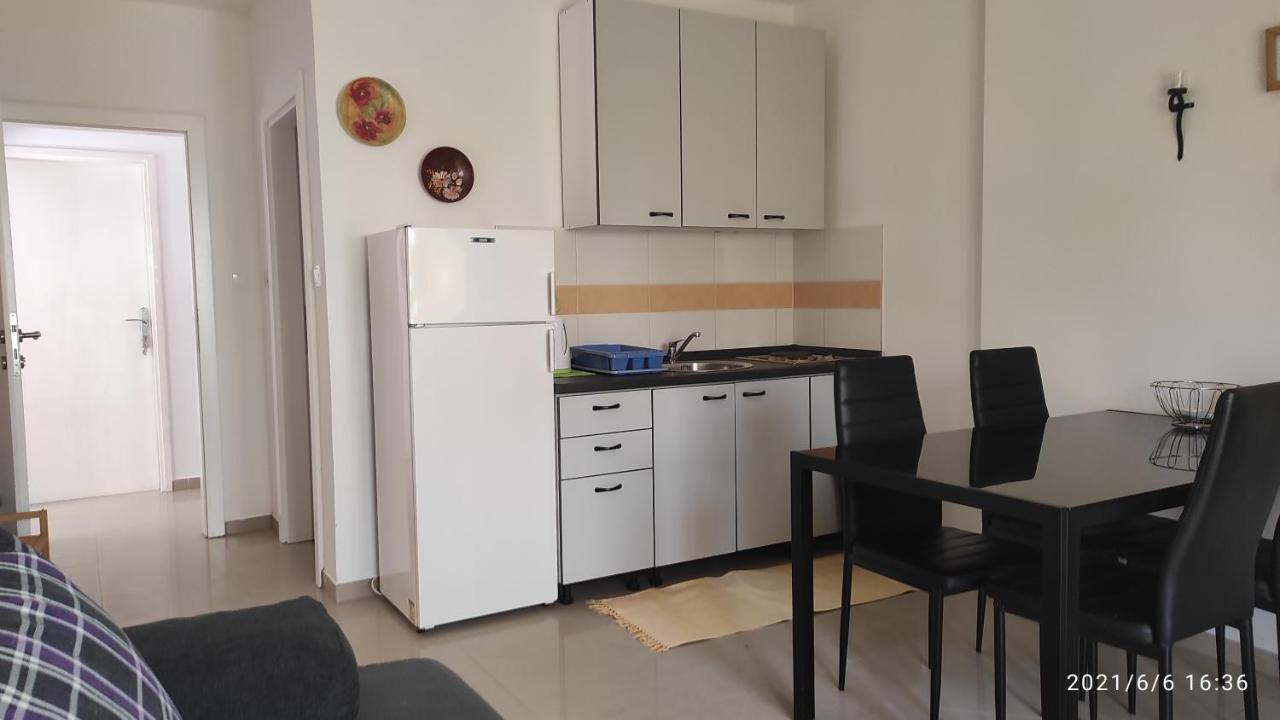 Apartmani Mille Starigrad Paklenica Dış mekan fotoğraf